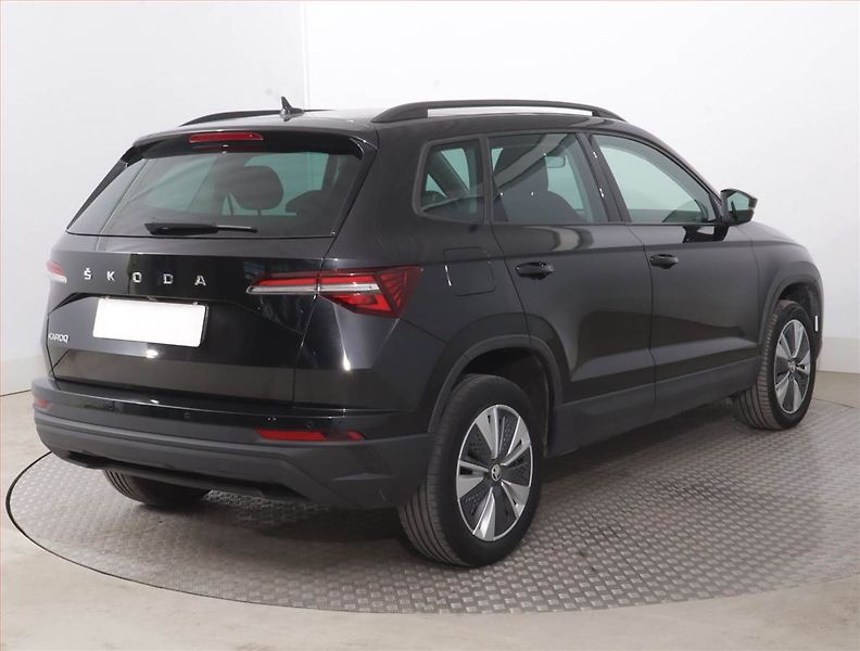 Škoda Karoq (2023) Ambition 2.0 TDI - fotka 5 z 17