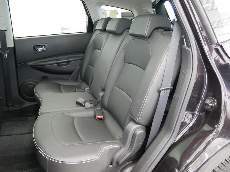Nissan Qashqai - fotka 23 z 24