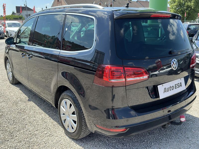 Volkswagen Sharan (2015) 2.0 TDi, DSG, bixen, kamera - fotka 4 z 22