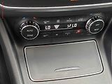 Mercedes-Benz CLA (2017) 1.6T 200, AT, LED, navi - náhled 16
