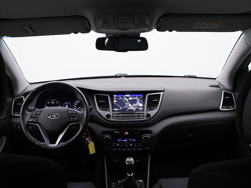 Hyundai Tucson 1,7 CRDi 85kW CZ Czech Edition - fotka 24 z 32