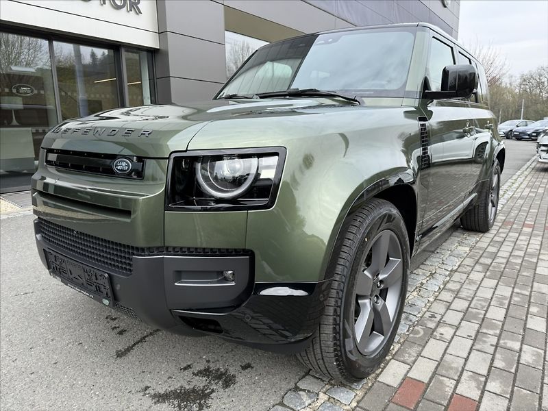 Land Rover Defender (2026) 3,0 110 DYNAMIC SE D250 - fotka 2 z 36