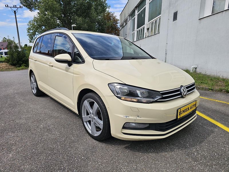Volkswagen Touran (2017) 2.0TDI DSG - fotka 6 z 19