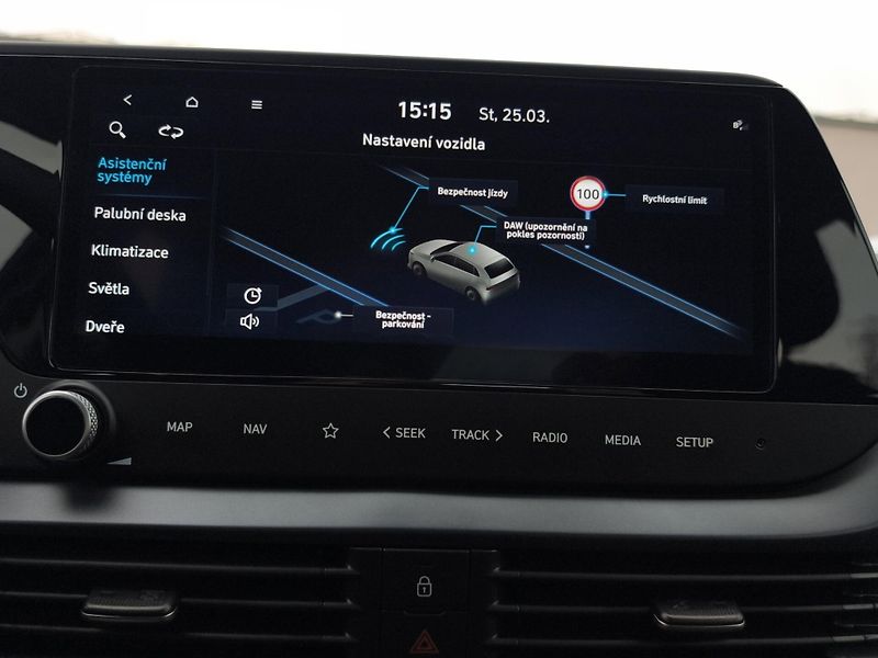 Hyundai Bayon (2025) 1.0T-GDi 74kw, ČR, Automat, Zá - fotka 21 z 27