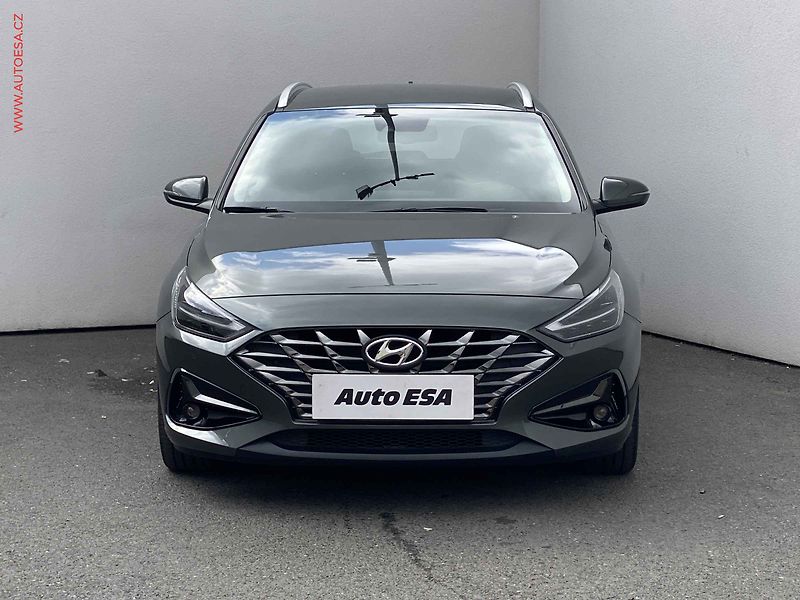 Hyundai i30 (2021) 1.5 GDi, ČR, servis.kniha - fotka 2 z 19