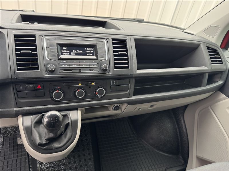 Volkswagen Transporter 2,0 TDI 110kW 4MOT DPH původČR - fotka 38 z 50