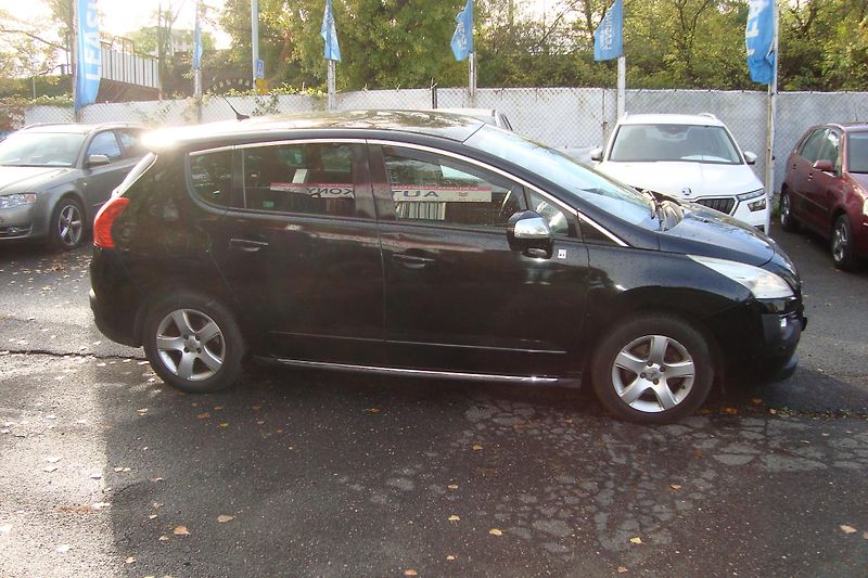 Peugeot 3008 (2013) 1.6HDi,Hybrid 4,AUT,4x4,Panora - fotka 9 z 78
