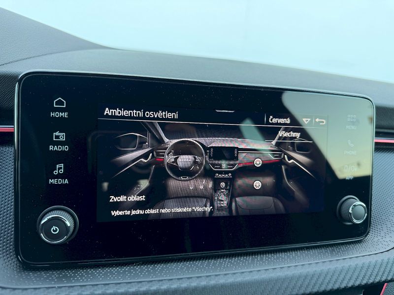 Škoda Kamiq (2025) 1.0 TSI 85kW DSG Monte Carlo - fotka 19 z 35