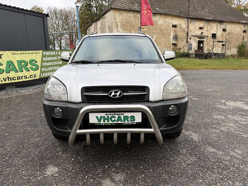 Hyundai Tucson 2,0CRDI - fotka 2 z 22