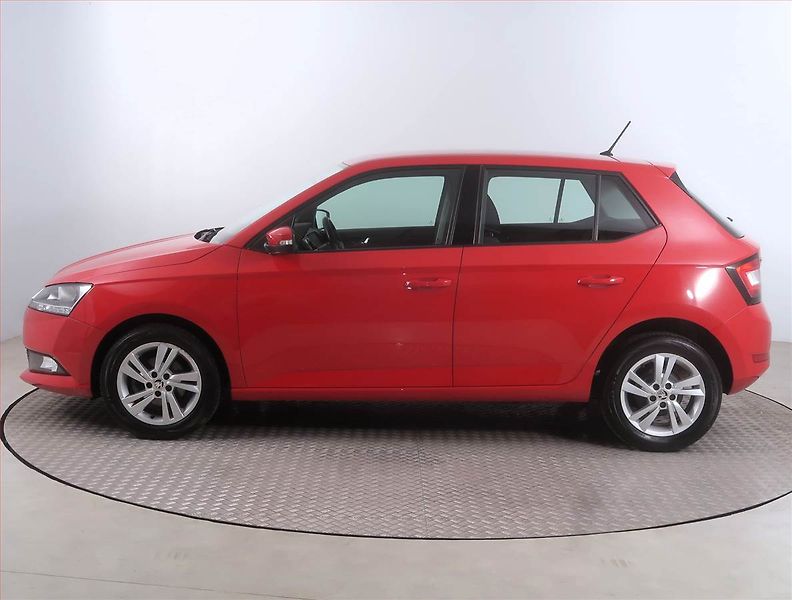 Škoda Fabia (2019) Ambition Plus 1.0 TSI - fotka 3 z 15