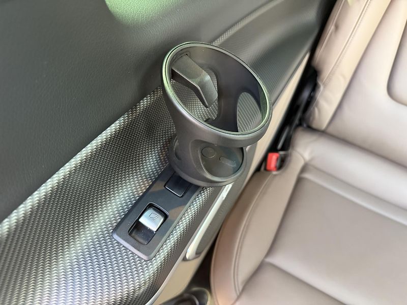 Mercedes-Benz Třídy V (2022) EXCLUSIVE 300d 4M AMG/AIR - fotka 15 z 52