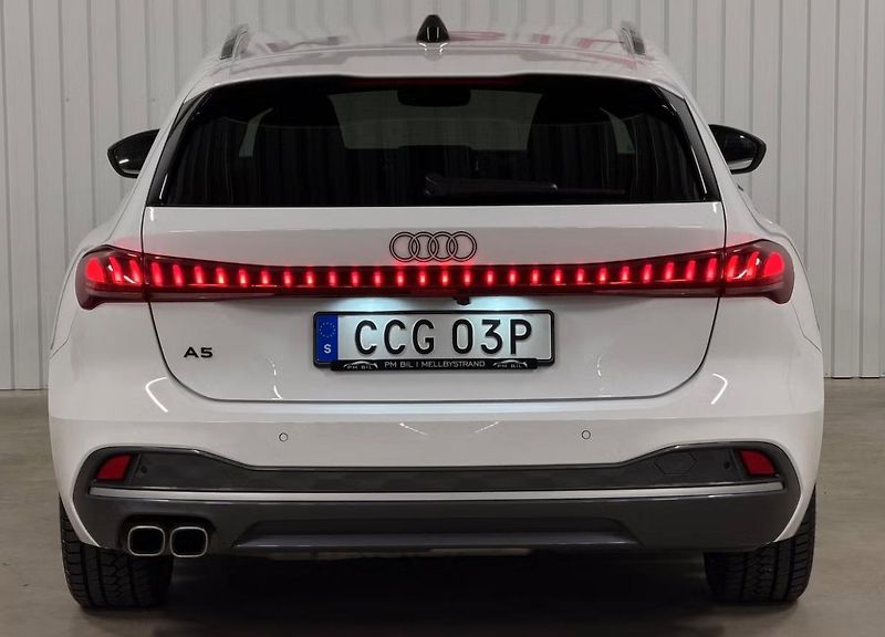Audi A5 Avant 2.0 TDI Q Matrix Tažné - fotka 8 z 24
