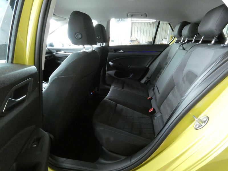 Volkswagen Golf (2020) Style 1,5 TSI - fotka 24 z 30