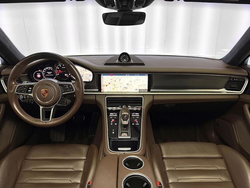 Porsche Panamera GTS 338KW SPORT TURISMO, BOSE, - fotka 9 z 28