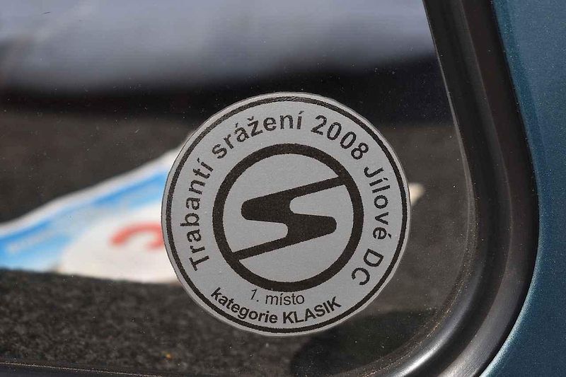 Jízdní vlastnosti Trabantu 1.1 nejsou příliš dobré