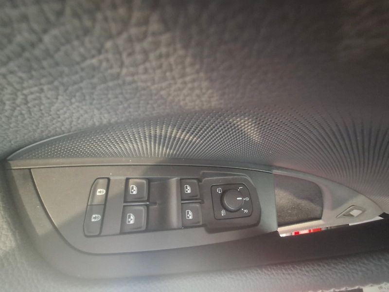 Škoda Kodiaq (2024) SELECTION 4X4 TD 142/2.0 A7A - fotka 26 z 52