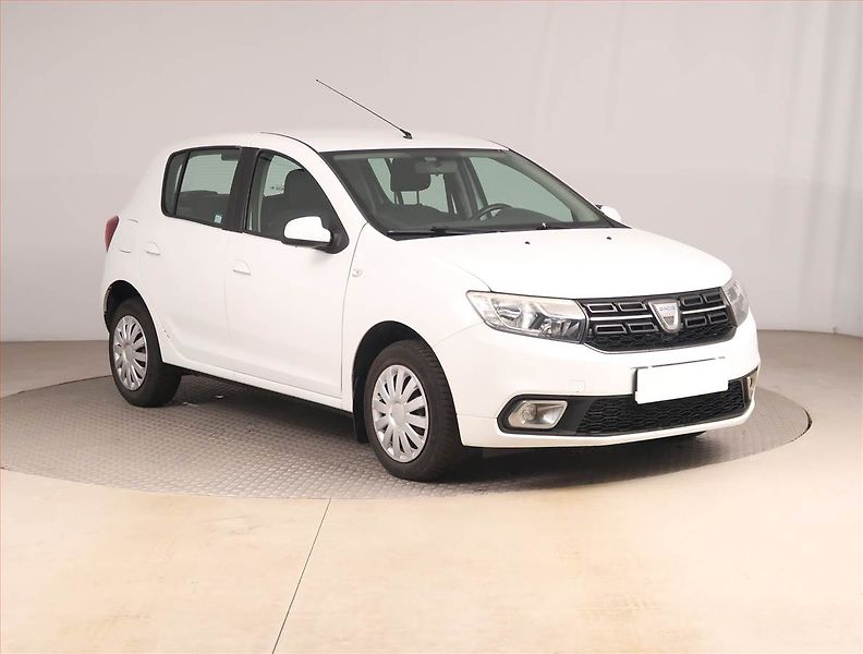 Dacia Sandero (2019) 1.0 SCe, ČR,1.maj - fotografie inzerátu