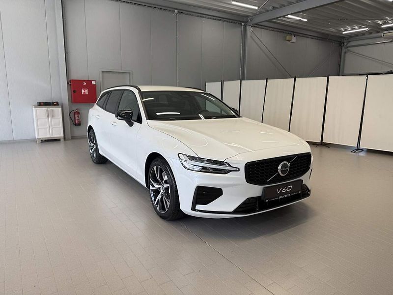 Volvo V60 (2026) B4 2.0L 197+14 HP AT7 FWD PLUS - fotka 6 z 24