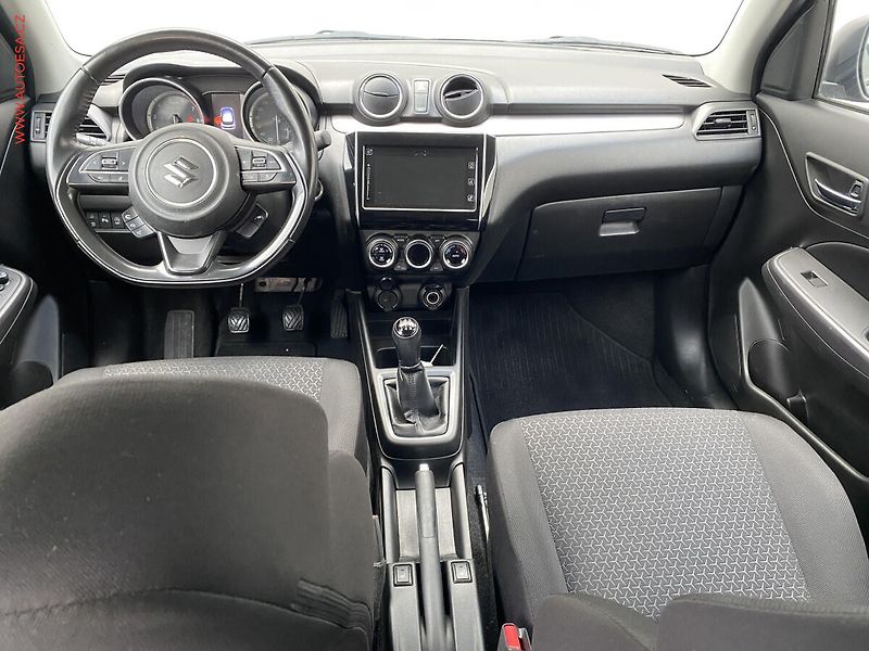 Suzuki Swift (2021) 1.2i Hybrid, Elegance - fotka 8 z 19