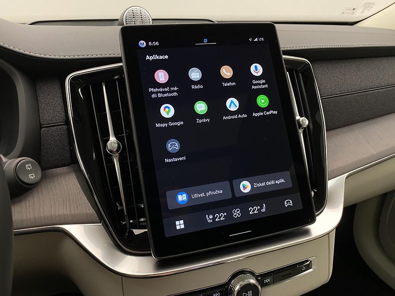 Volvo XC90 (2026) T8 AWD RECHARGE DARK ULTRA - fotka 8 z 74