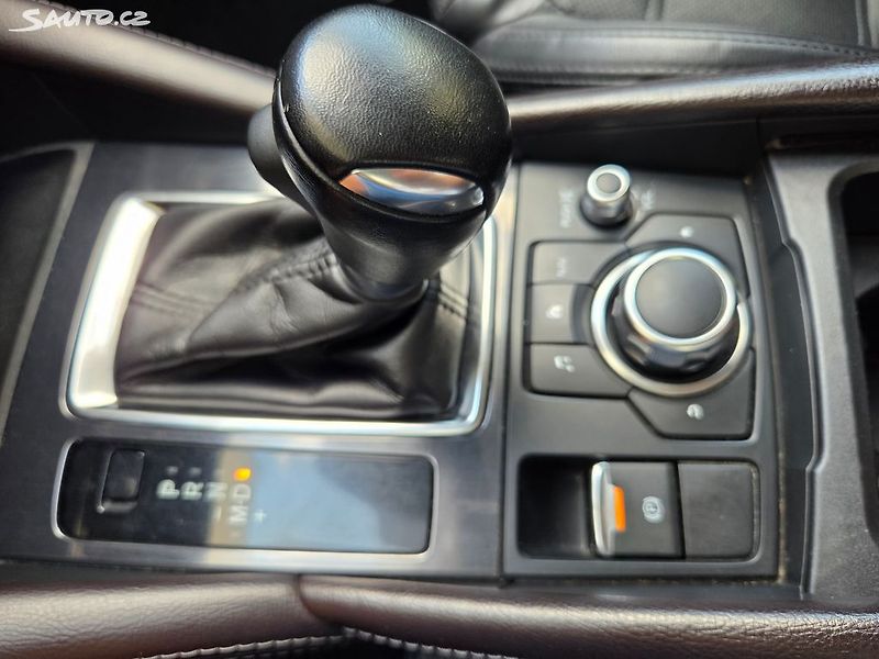 Mazda 6 (2015) 2.2D Aut.4x4 - 2.maj nové ČR - fotka 32 z 42
