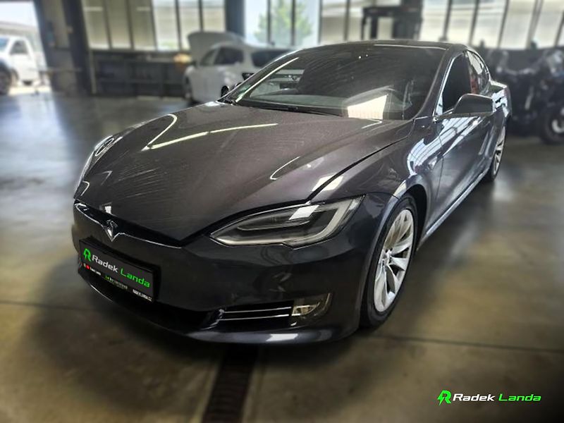Tesla Model S (2019) 75D Raven HW3 Enhanced - fotka 1 z 23