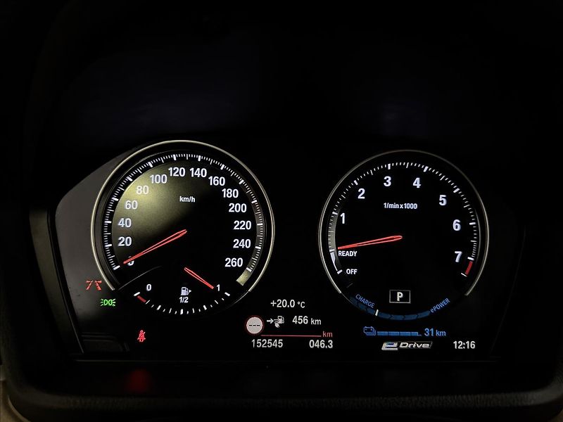 BMW X1 XDRIVE 25E M SPORT PANO 2XALU - fotka 17 z 48
