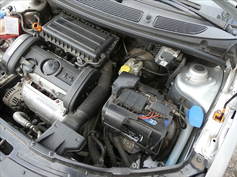 Škoda Fabia 1,4 16V 63kW závěs, serviska - fotka 33 z 41