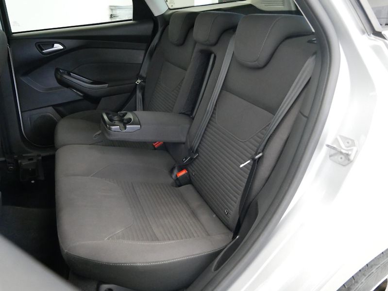 Ford Focus - fotka 23 z 24