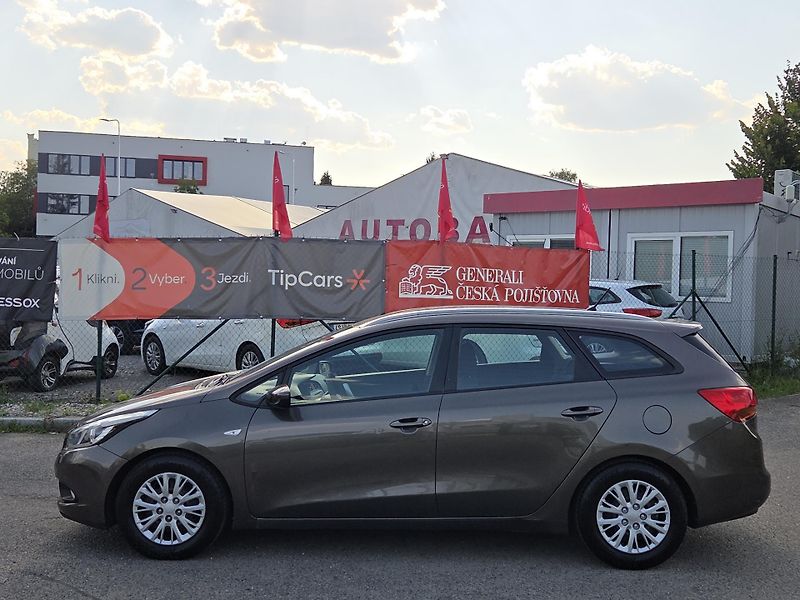 Kia Ceed 1,6i KOMBI i na splátky VŠEM!  - fotka 7 z 11