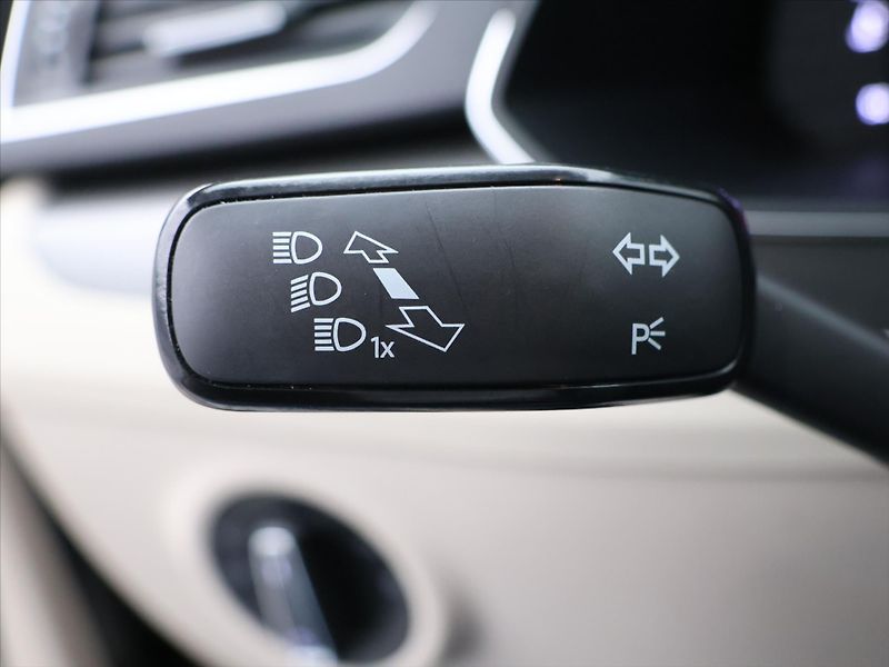 Škoda Superb 2,0 TDI 147kW Style 4x4 Kůže - fotka 19 z 35