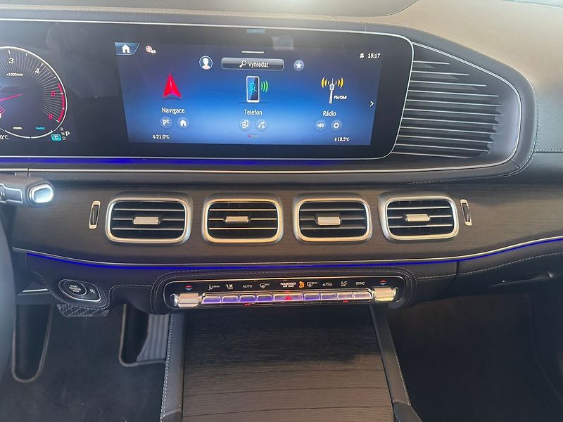 Mercedes-Benz GLE 450d 4M - fotka 21 z 22