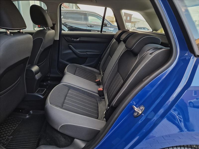 Škoda Fabia 1.0 TSI Style Combi,ČR,1.Maj. - fotka 17 z 48