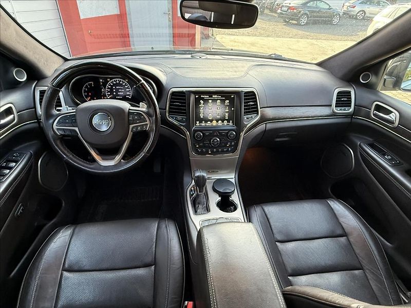 Jeep Grand Cherokee 3,0 CRD SUMMIT H&K awd záruka - fotka 25 z 42