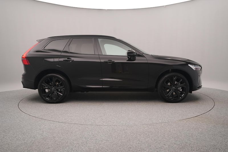 Volvo XC60 (2026) B5 AWD AUT PLUS BLACK EDITION - fotka 13 z 22