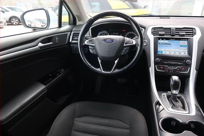 Ford Mondeo (2019) 2.0 TDCI, Automat, Serv.kniha - fotka 7 z 21