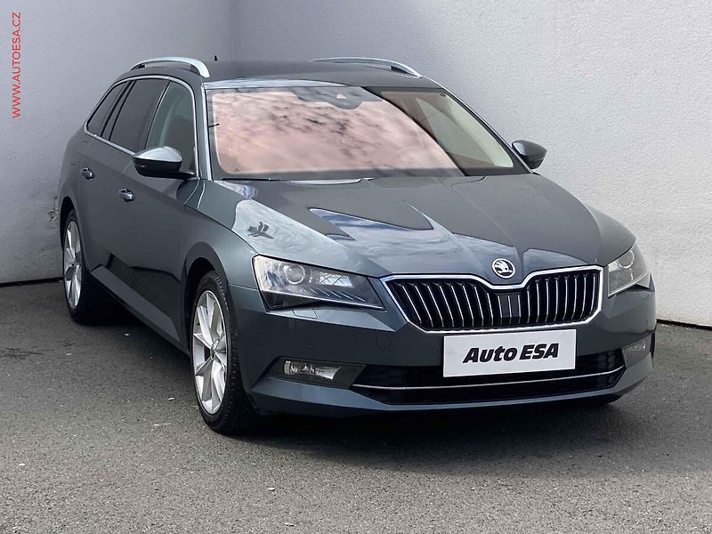 Škoda Superb (2019) 2.0 TDi, Style, bixen, navi - fotografie inzerátu