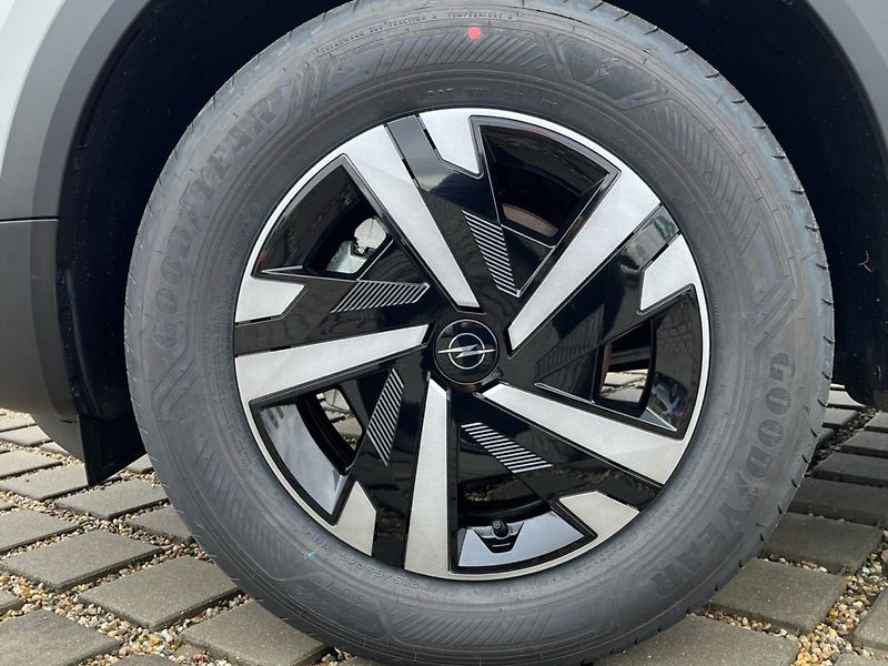 Opel Mokka (2026) HIT 1.2T (100kW/136k) MT6 - fotka 19 z 19