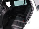 Volvo V60 2,0 T5 184kW Drive-E R-Design - náhled 15