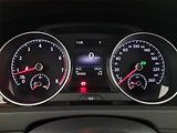 Volkswagen Golf (2018) Highline 1.5 TSI, Automat - náhled 11