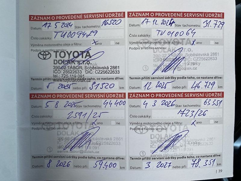 Toyota Yaris Cross 1.5HEV, ČR, ComTech, záruka - fotka 16 z 17