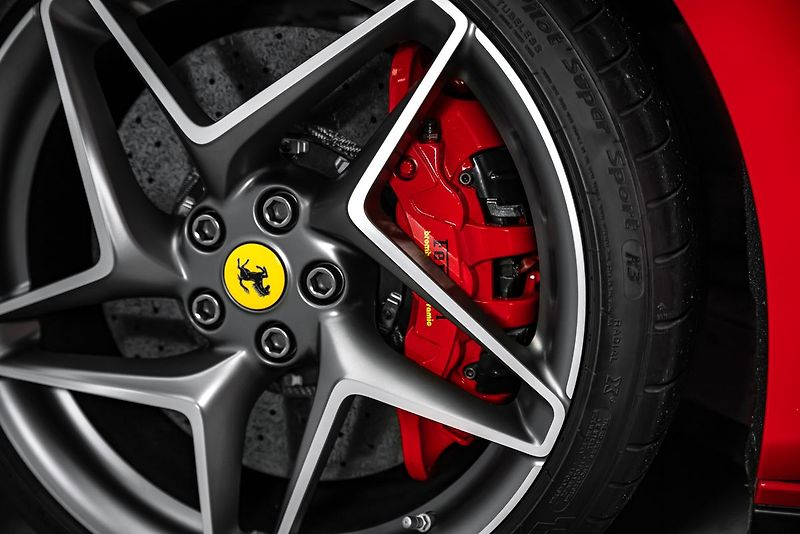 Ferrari Ostatní CZ*Karbon*TOP - fotka 12 z 32