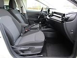Škoda Fabia IV Selection 1.0 MPI /59 kW - náhled 21