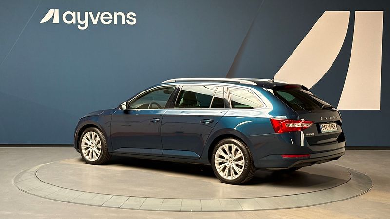 Škoda Superb 2.0 TDI 147kW Style Combi DSG - fotka 3 z 14