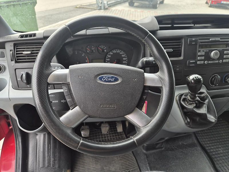 Ford Transit (2012) - fotka 8 z 11