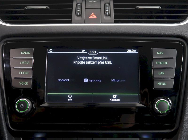 Škoda Octavia (2016) JOY 2.0TDI 110kW 4X4 TAŽNÉ XEN - fotka 27 z 34