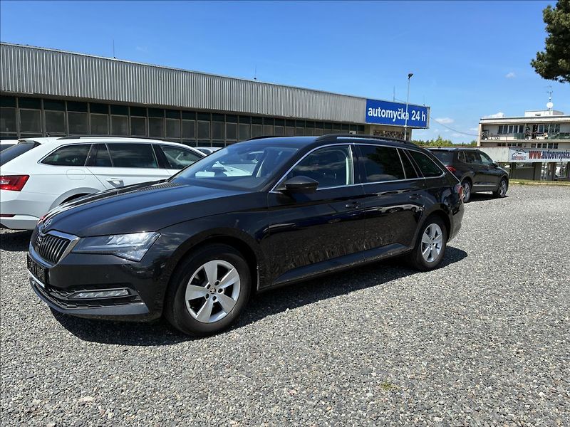 Škoda Superb 2,0 TAŽNÉ,EL.KUFR,KAMERA - fotka 2 z 32