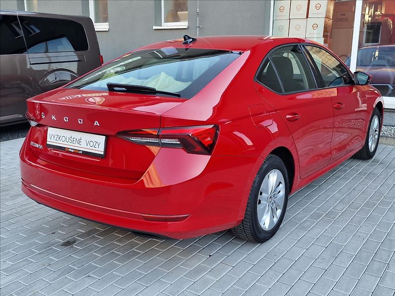 Škoda Octavia 1.5 TSI Ambition,ČR,1.Majitel - fotka 10 z 50