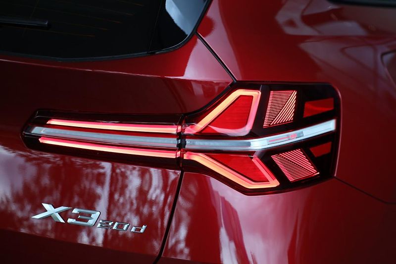 BMW X3 20d xDrive - fotka 18 z 18