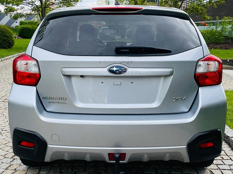 Subaru XV 2.0i 4x4 AUT VÝHŘEV SERVISKA - fotka 15 z 51